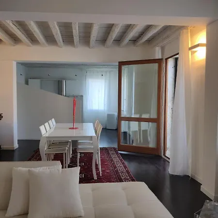 Ada Canal House Vista Canale Apartman