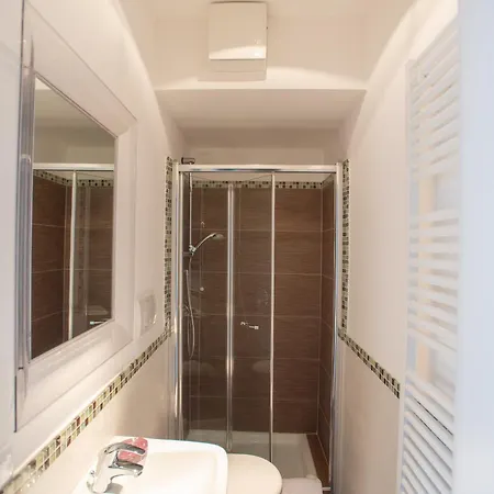 Ada Canal House Apartment *